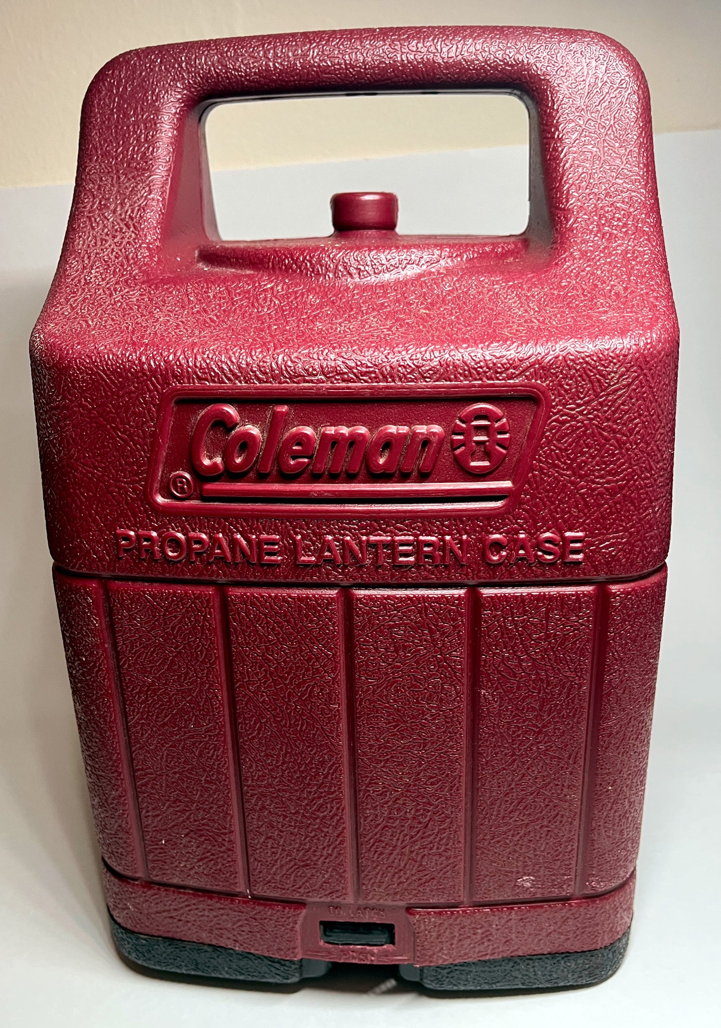 Vintage Coleman Lantern with Plastic Carrying Case - 2 Mantle