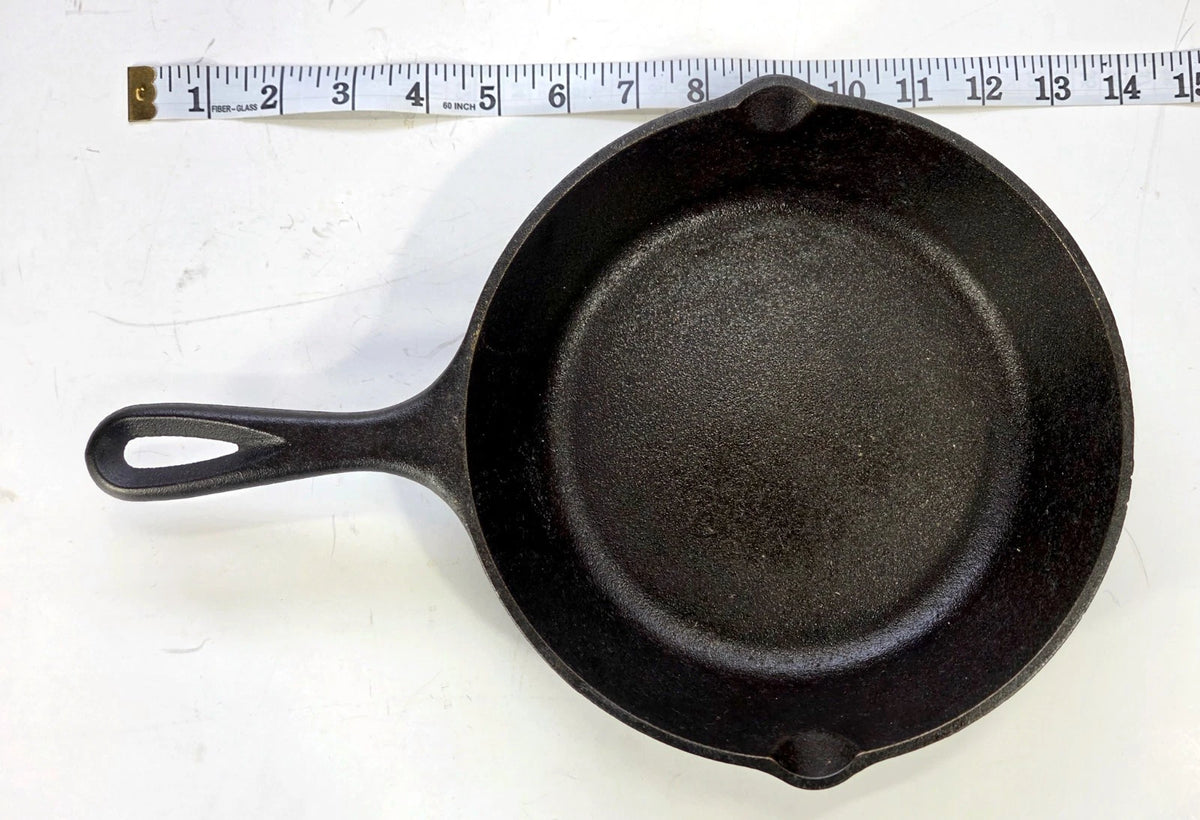 Lodge 8SK 10.25-Inch Cast Iron Skillet, Used & Freshly Seasoned