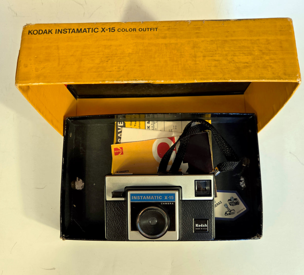 Vintage Kodak Instamatic X-15 Camera Color Outfit Original Box 126 Film