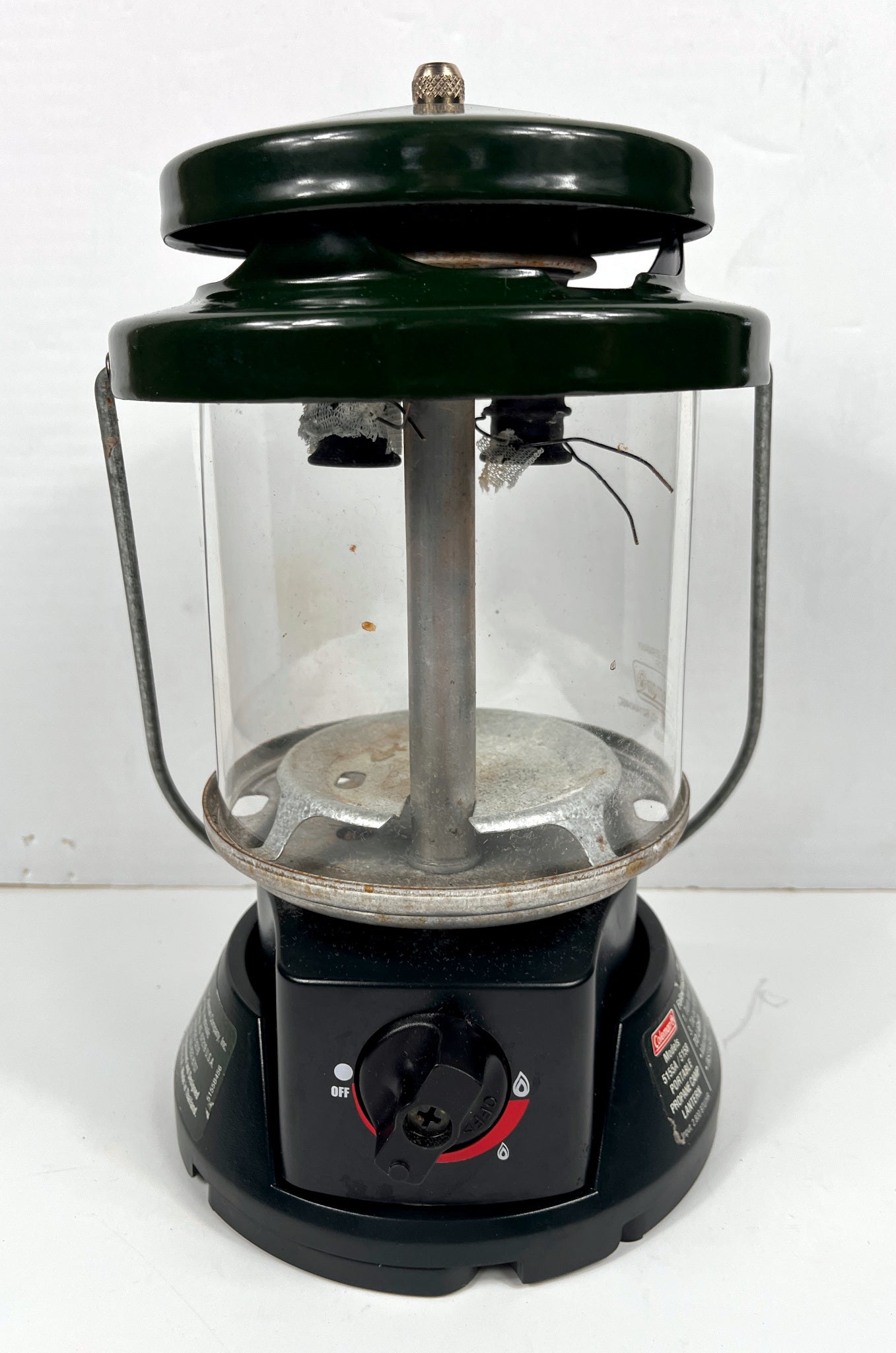 Vintage Coleman Deluxe Lantern with Carry Case