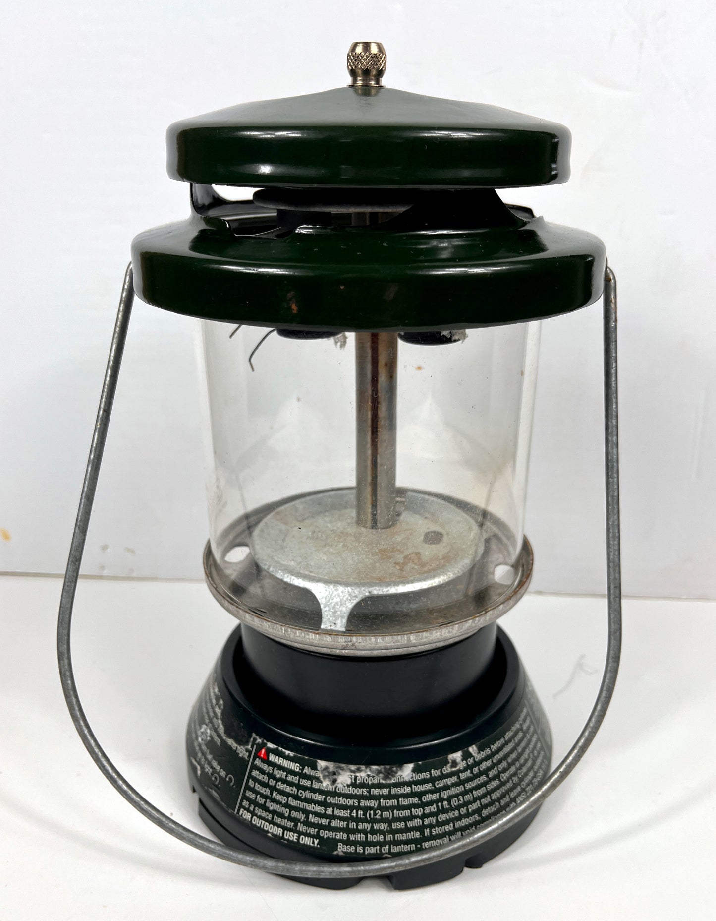 Vintage Coleman Deluxe Lantern with Carry Case