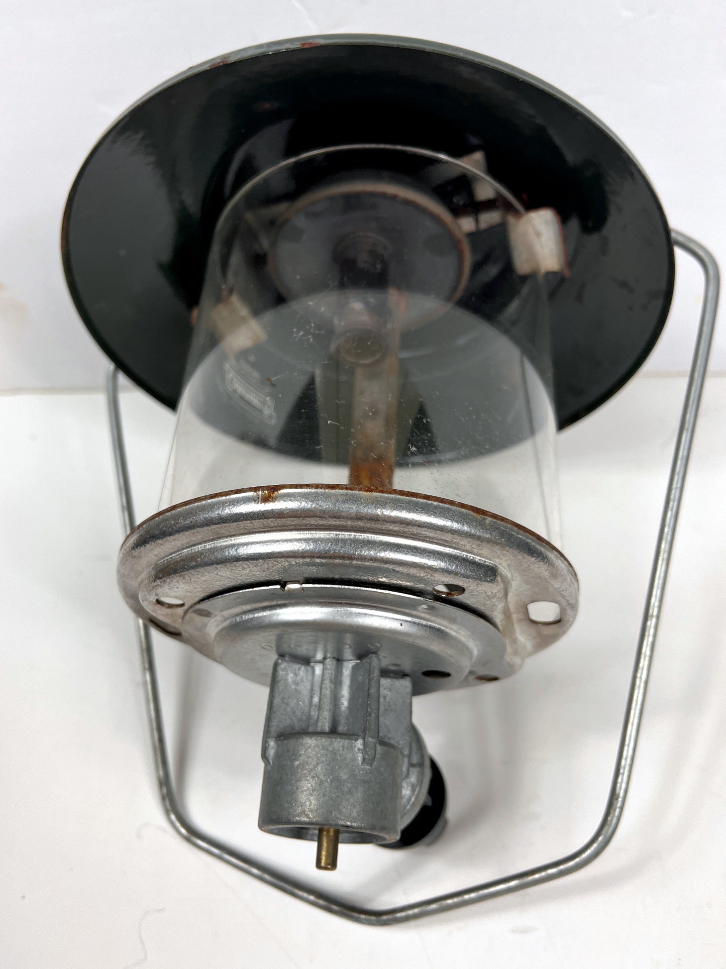 Vintage Coleman Lantern with Plastic Carrying Case - 2 Mantle