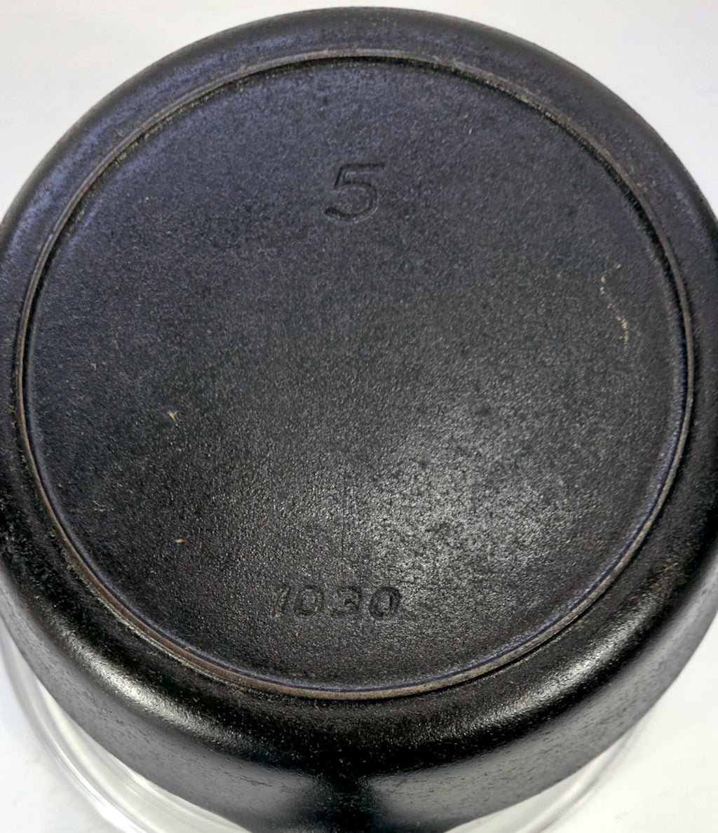 Vintage Griswold Iron Mountain #5 Cast Iron Skillet, 8-Inch, Pattern 1030