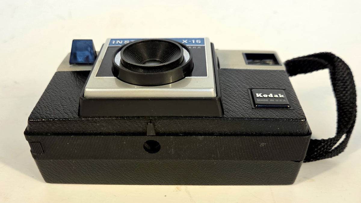 Vintage Kodak Instamatic X-15 Camera Color Outfit Original Box 126 Film
