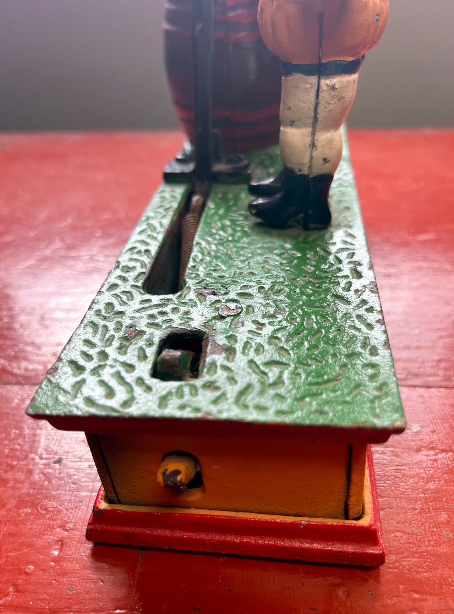 Trick Dog Cast Iron Bank — Reproduction, Pre-Owned